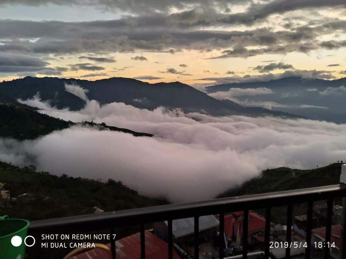 Yashita Homestay Darjeeling  Buitenkant foto